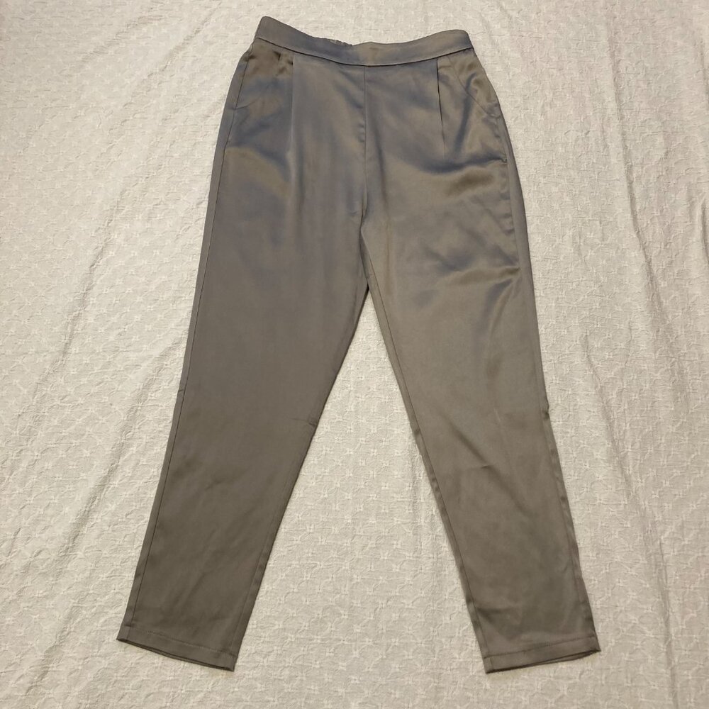 Excellent Condition, SZ M, Heavy Satin Cigarette Ankle Pants, Grey Gray Silver